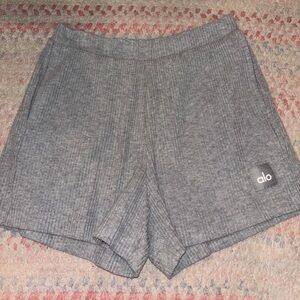 Alo Yoga ribbed shorts